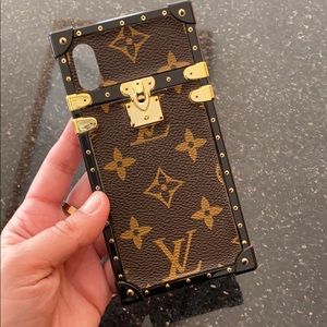 IPHONE 10 case - bought from Ficklemonster